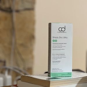 Cyberderm Simply Zinc Ultra tinted, spa 50
